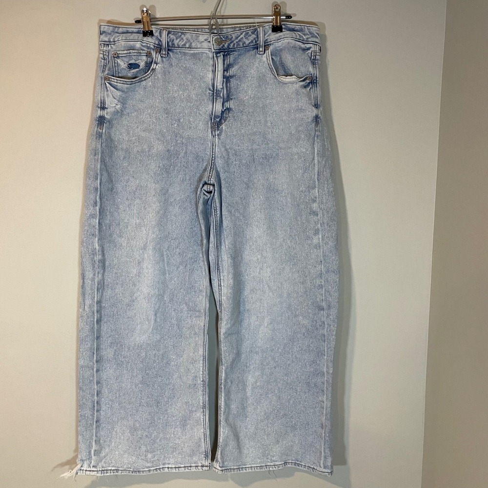 American Eagle Super High Rise Baggy Wide Leg Jeans Light Wash Distress 16 Short